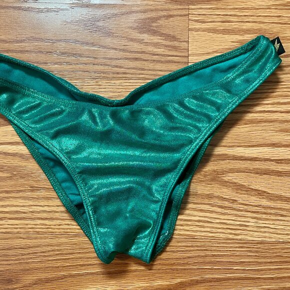 Cleo the Hurricane Pants - Cleo the Hurricane Green Metallic Scanty Pant Size Small